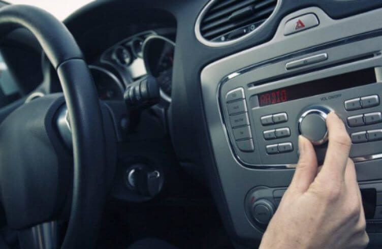 Качественные автомагнитолы в Одессе фото